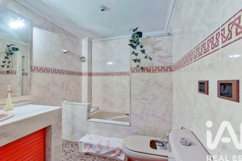 Продажа квартиры в Сагунто, Валенсия, Испания 3 спальни, 99.73м2 №173120 - фото 21