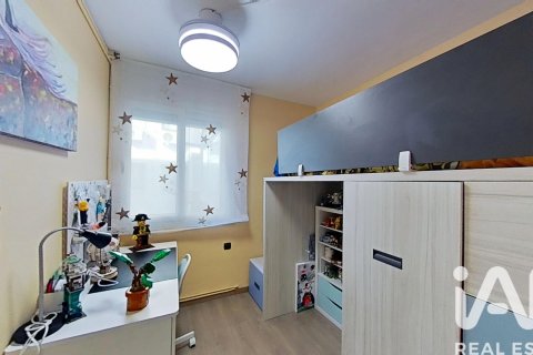 Apartament w Abrera, Barcelona, Hiszpania 4 sypialnie, 110 mkw. nr 173116 – zdjęcie 17
