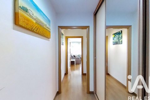 Apartament w Abrera, Barcelona, Hiszpania 4 sypialnie, 110 mkw. nr 173116 – zdjęcie 3