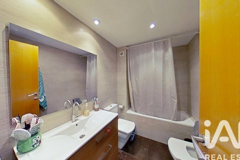 Apartament w Abrera, Barcelona, Hiszpania 4 sypialnie, 110 mkw. nr 173116 – zdjęcie 15