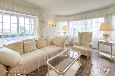Huvila myytävänä Lloret de Mar, Girona, Espanja, 5 makuuhuonetta, 332 m2 No. 177594 - kuva 12
