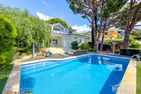 Huvila myytävänä Lloret de Mar, Girona, Espanja, 5 makuuhuonetta, 332 m2 No. 177594 - kuva 6