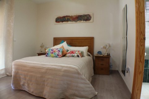 Villa till salu La Nucia, Alicante, Spanien 4 sovrum, 252 kvm. Nr. 135682 - foto 16