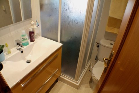 Villa till salu La Nucia, Alicante, Spanien 4 sovrum, 252 kvm. Nr. 135682 - foto 11