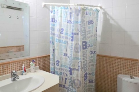 Huoneisto myytävänä Villajoyosa, Alicante, Espanja, 3 makuuhuonetta, 133 m2 No. 135680 - kuva 15
