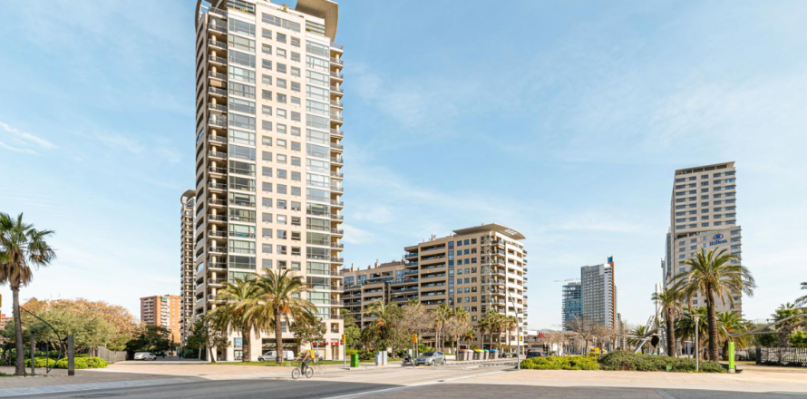 Apartment Barcelona, Espagne 3 chambres, 113 m2 No. 133467
