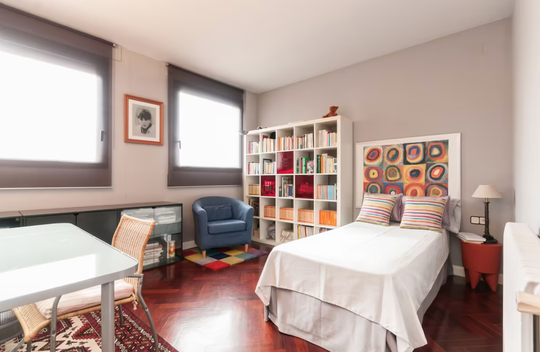 Lägenhet i Eixample, Barcelona, Spanien 6 sovrum, 275 kvm. Nr. 133473