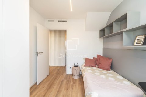 Apartament w Sant Boi de Llobregat, Barcelona, Hiszpania 2 sypialnie, 69 mkw. nr 166802 – zdjęcie 13