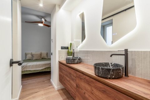 Dzīvoklis pārdošanā Barcelona, Spānijā 3 istabas, 100 m2 Nr. 166801 - attēls 27