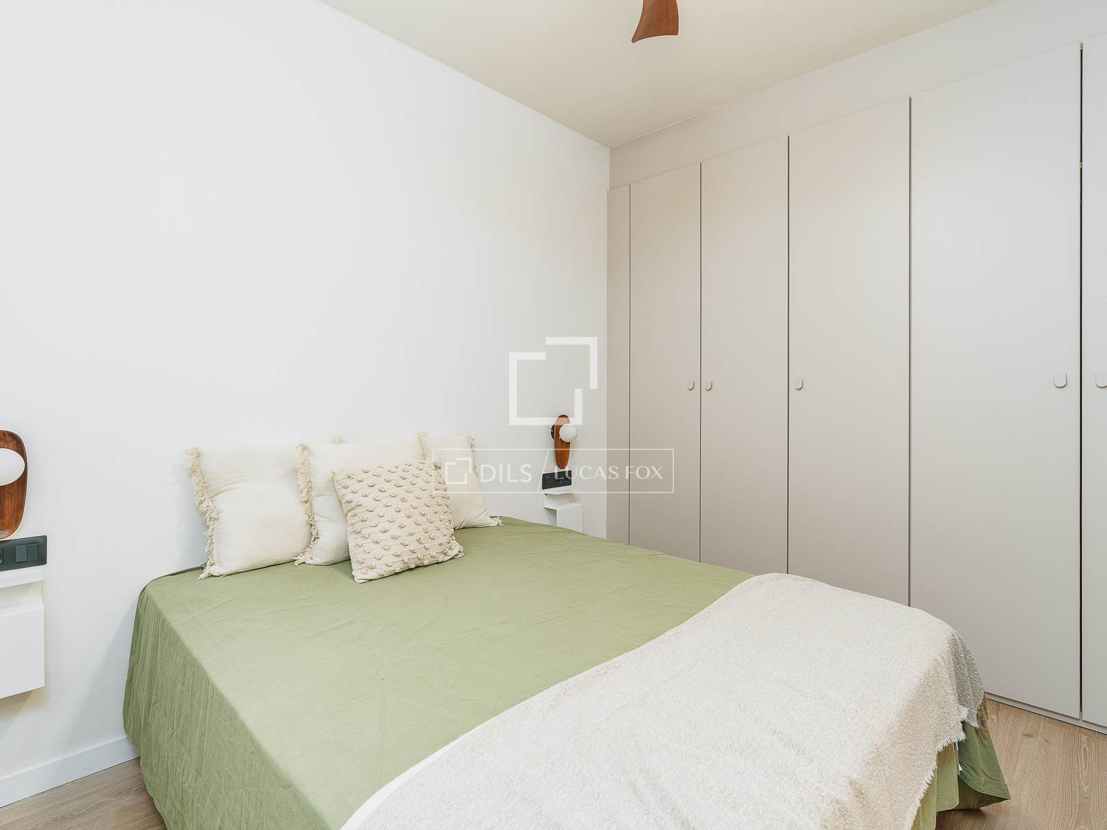 Huoneisto Barcelona, Espanja 3 makuuhuonetta, 100 m2 No. 166801