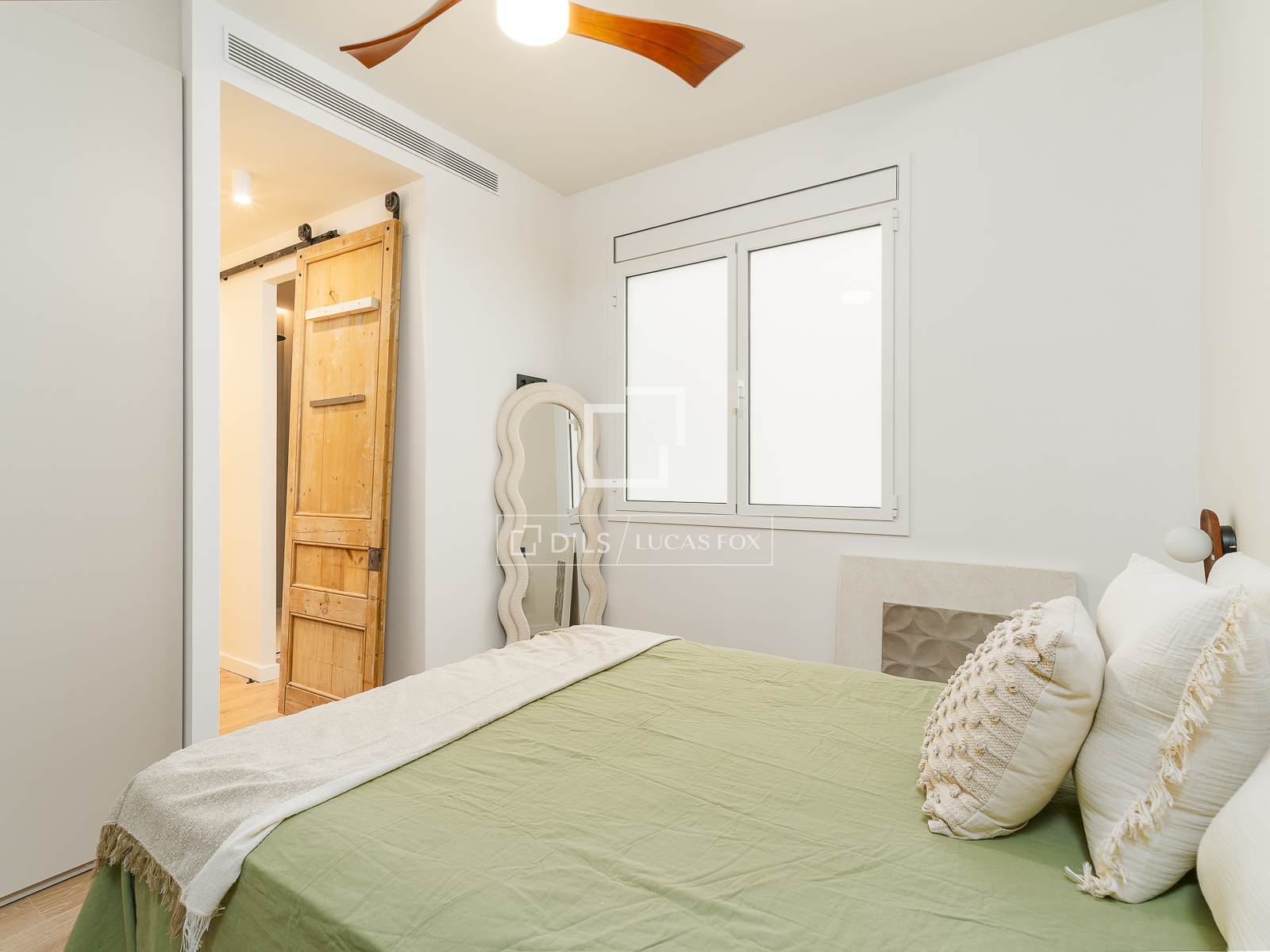 Huoneisto Barcelona, Espanja 3 makuuhuonetta, 100 m2 No. 166801
