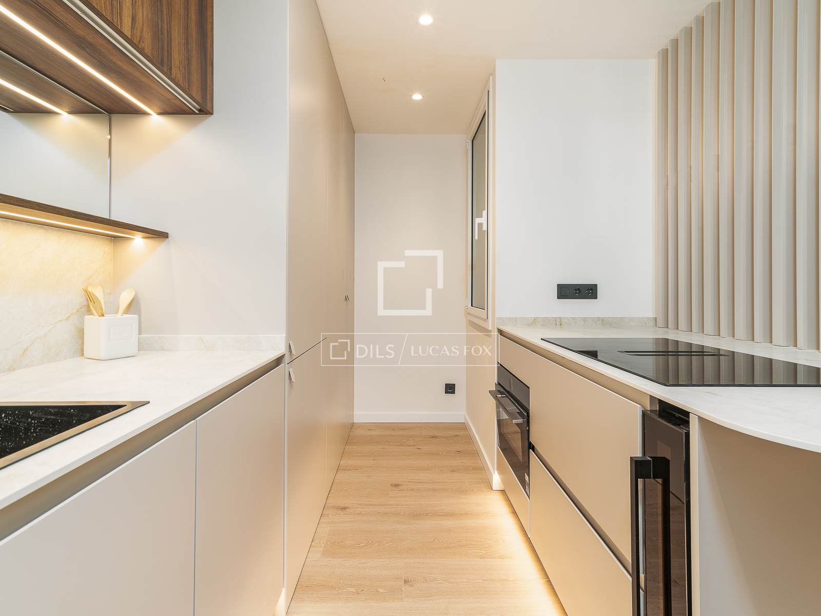 Huoneisto Barcelona, Espanja 3 makuuhuonetta, 100 m2 No. 166801