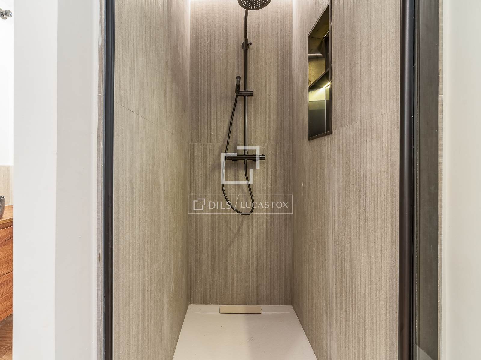 Huoneisto Barcelona, Espanja 3 makuuhuonetta, 100 m2 No. 166801