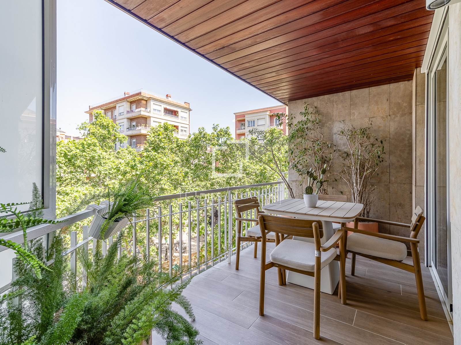 Huoneisto Barcelona, Espanja 3 makuuhuonetta, 100 m2 No. 166801