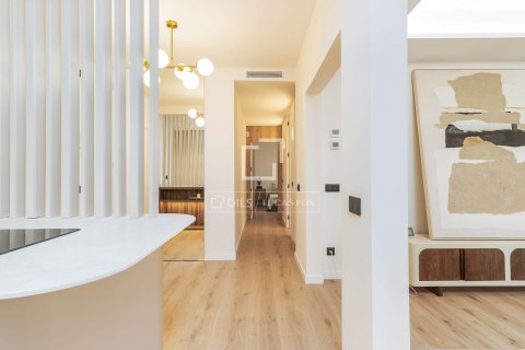 Dzīvoklis pārdošanā Barcelona, Spānijā 3 istabas, 100 m2 Nr. 166801 - attēls 19