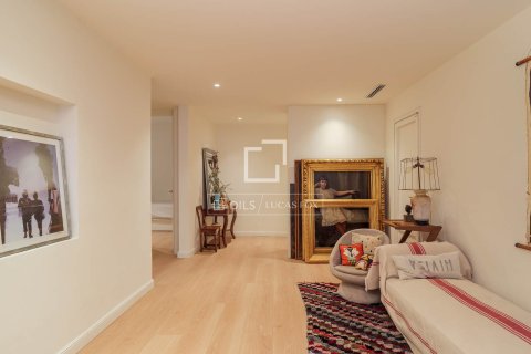 Apartament w Barcelona, Hiszpania 4 sypialnie, 180 mkw. nr 166800 – zdjęcie 8