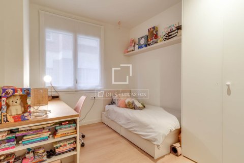Apartament w Barcelona, Hiszpania 4 sypialnie, 180 mkw. nr 166800 – zdjęcie 28