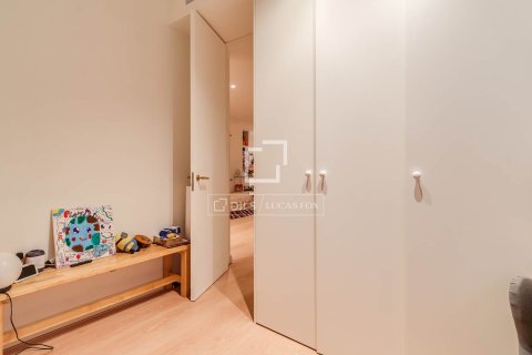 Apartament w Barcelona, Hiszpania 4 sypialnie, 180 mkw. nr 166800 – zdjęcie 25