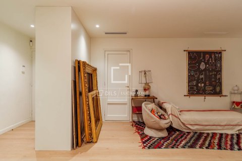 Apartament w Barcelona, Hiszpania 4 sypialnie, 180 mkw. nr 166800 – zdjęcie 11