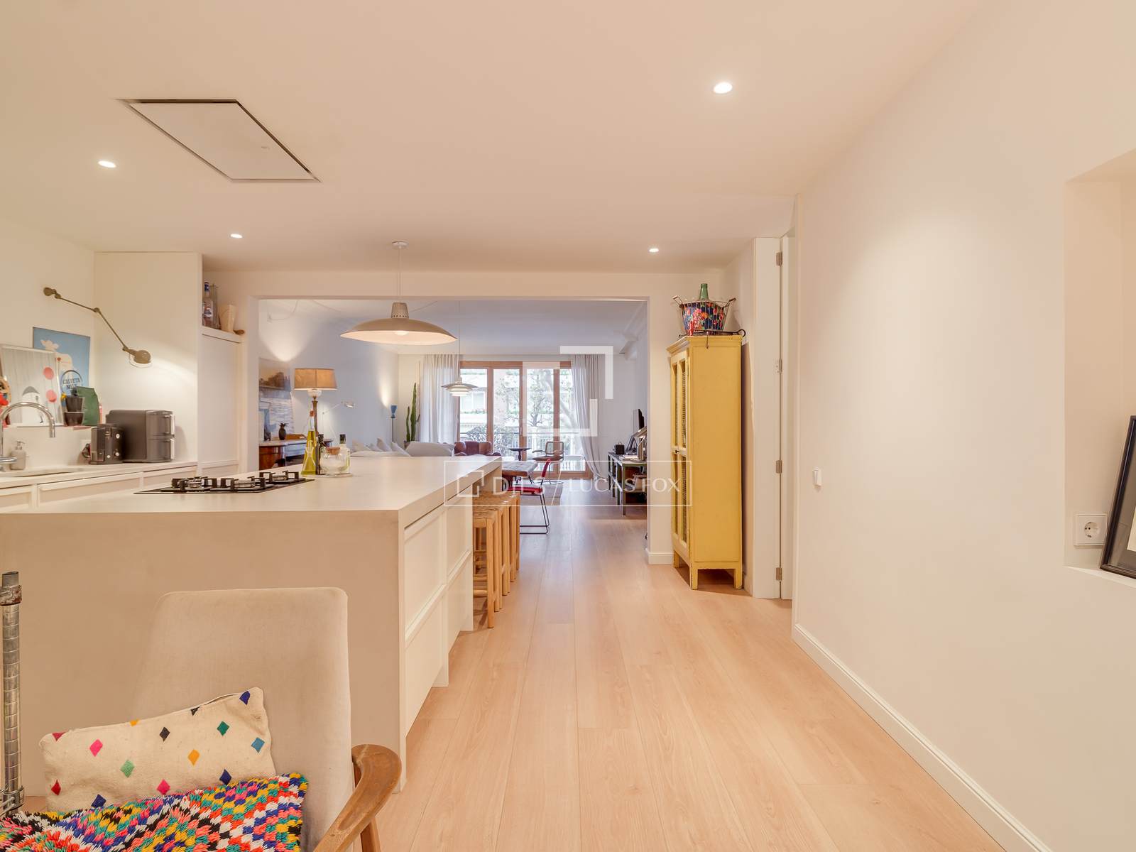 Huoneisto Barcelona, Espanja 4 makuuhuonetta, 180 m2 No. 166800