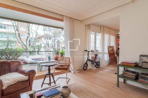Apartament w Barcelona, Hiszpania 4 sypialnie, 180 mkw. nr 166800 – zdjęcie 6