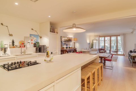 Apartament w Barcelona, Hiszpania 4 sypialnie, 180 mkw. nr 166800 – zdjęcie 13