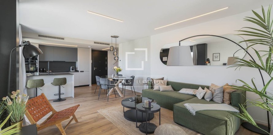 Attico a Sant Boi de Llobregat, Barcelona, Spagna 3 camere da letto, 90 mq. N° 166805