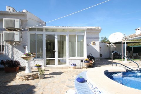Huvila myytävänä El Chaparral, Alicante, Espanja, 2 makuuhuonetta, 72 m2 No. 119909 - kuva 16