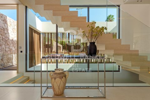 House for sale in Marbella, Malaga, Spain 5 bedrooms, 696 sq.m. No. 157568 - photo 9