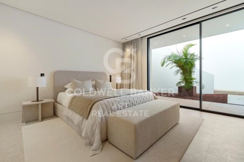 House for sale in Benahavis, Malaga, Spain 8 bedrooms, 1696 sq.m. No. 157570 - photo 24