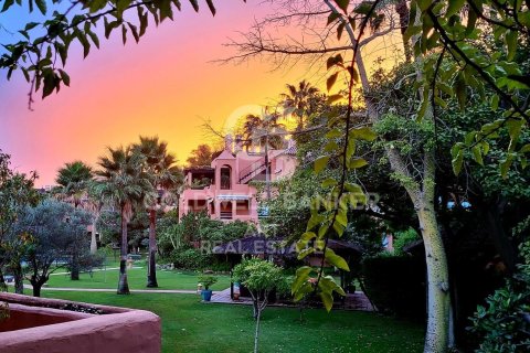 Apartment à vendre à Estepona, Malaga, Espagne, 3 chambres, 165 m2 No. 157567 - photo 24