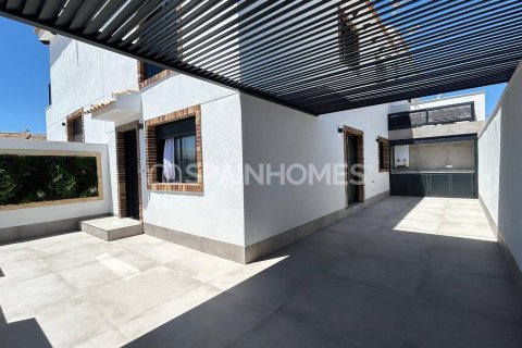 Villa en Pilar de la Horadada, Alicante, España 3 dormitorios, 95 m2 No. 173829