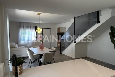 Villa en venta en Pilar de la Horadada, Alicante, España 3 dormitorios, 95 m2 No. 173829 - foto 10