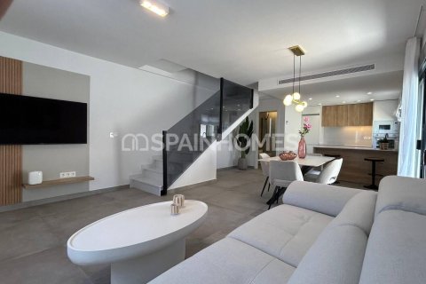 Villa en venta en Pilar de la Horadada, Alicante, España 3 dormitorios, 95 m2 No. 173829 - foto 5