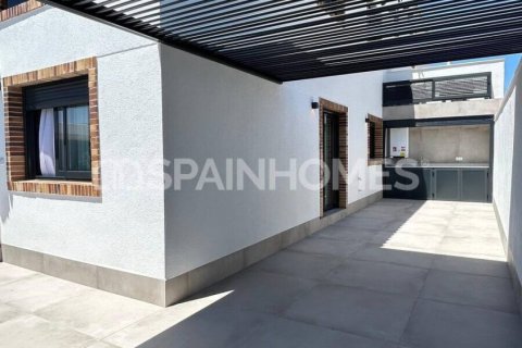 Villa en venta en Pilar de la Horadada, Alicante, España 3 dormitorios, 95 m2 No. 173829 - foto 3