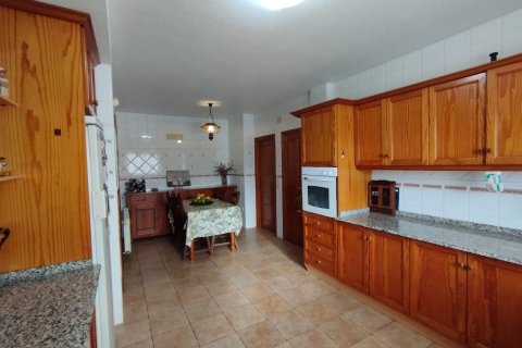 Willa Torrevieja, Alicante, Hiszpania 6 sypialni, 375 mkw. nr 115553 – zdjęcie 8