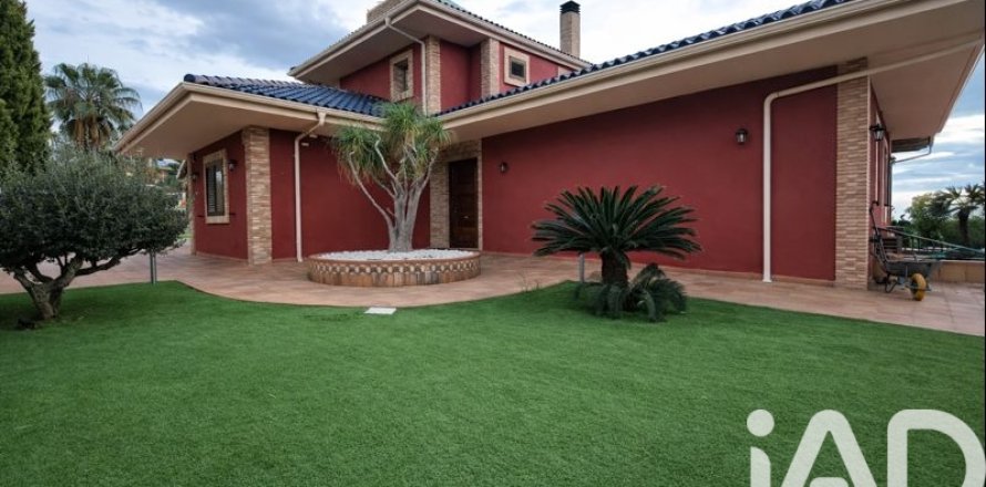 Сasa en Molina de Segura, Murcia, España 4 dormitorios, 641 m2 No. 152419