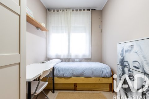 Apartament w Sabadell, Barcelona, Hiszpania 3 sypialnie, 101 mkw. nr 152420 – zdjęcie 27