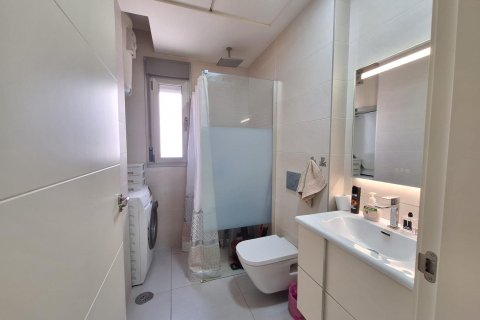 Huoneisto myytävänä Los Dolses, Alicante, Espanja, 3 makuuhuonetta, 96 m2 No. 189672 - kuva 19