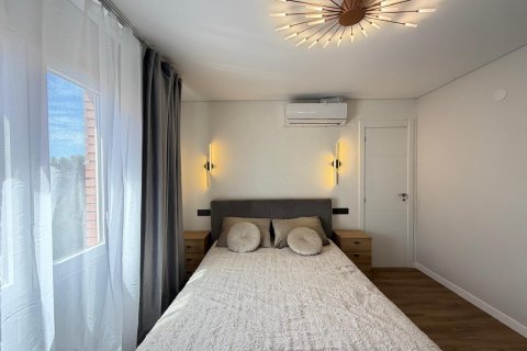 Huoneisto myytävänä Punta Prima, Alicante, Espanja, 3 makuuhuonetta, 91 m2 No. 189675 - kuva 7