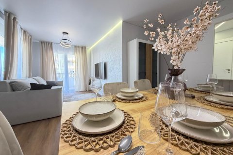Huoneisto myytävänä Punta Prima, Alicante, Espanja, 3 makuuhuonetta, 91 m2 No. 189675 - kuva 30