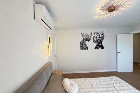Huoneisto myytävänä Punta Prima, Alicante, Espanja, 3 makuuhuonetta, 91 m2 No. 189675 - kuva 11