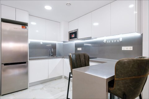 Apartment for sale in Torrevieja, Alicante, Spain 4 bedrooms, No. 189676 - photo 7