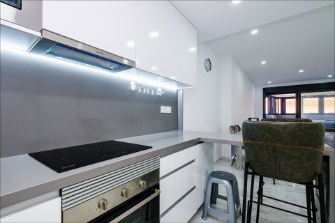 Apartment for sale in Torrevieja, Alicante, Spain 4 bedrooms, No. 189676 - photo 11