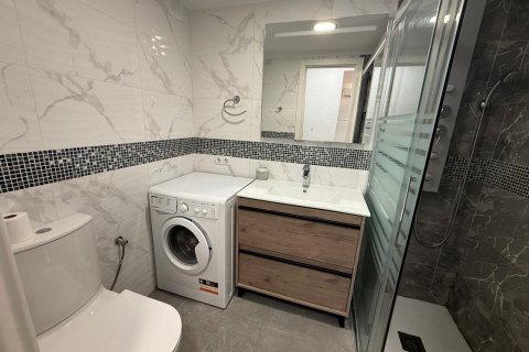 Продажа квартиры в Торревьеха, Аликанте, Испания 2 спальни, 57м2 №189674 - фото 12