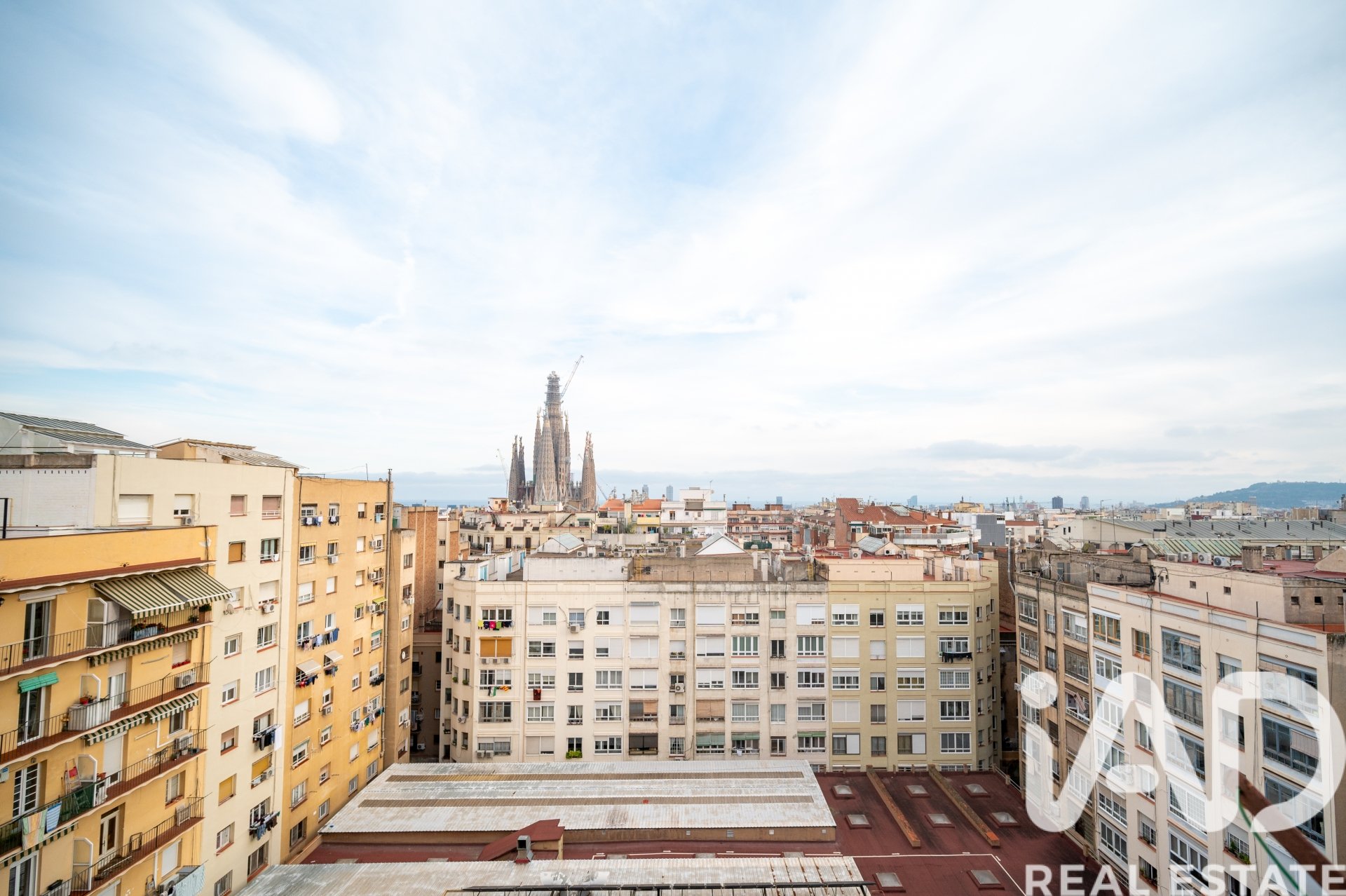 Penthouse w Barcelona, Hiszpania 2 sypialnie, 62 mkw. nr 195147