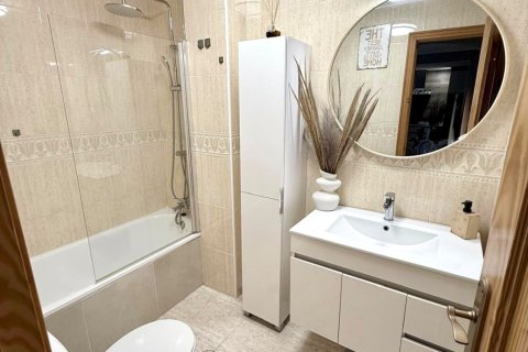 Продажа квартиры в Санта-Пола, Аликанте, Испания 1 спальня, 65.48м2 №195087 - фото 9
