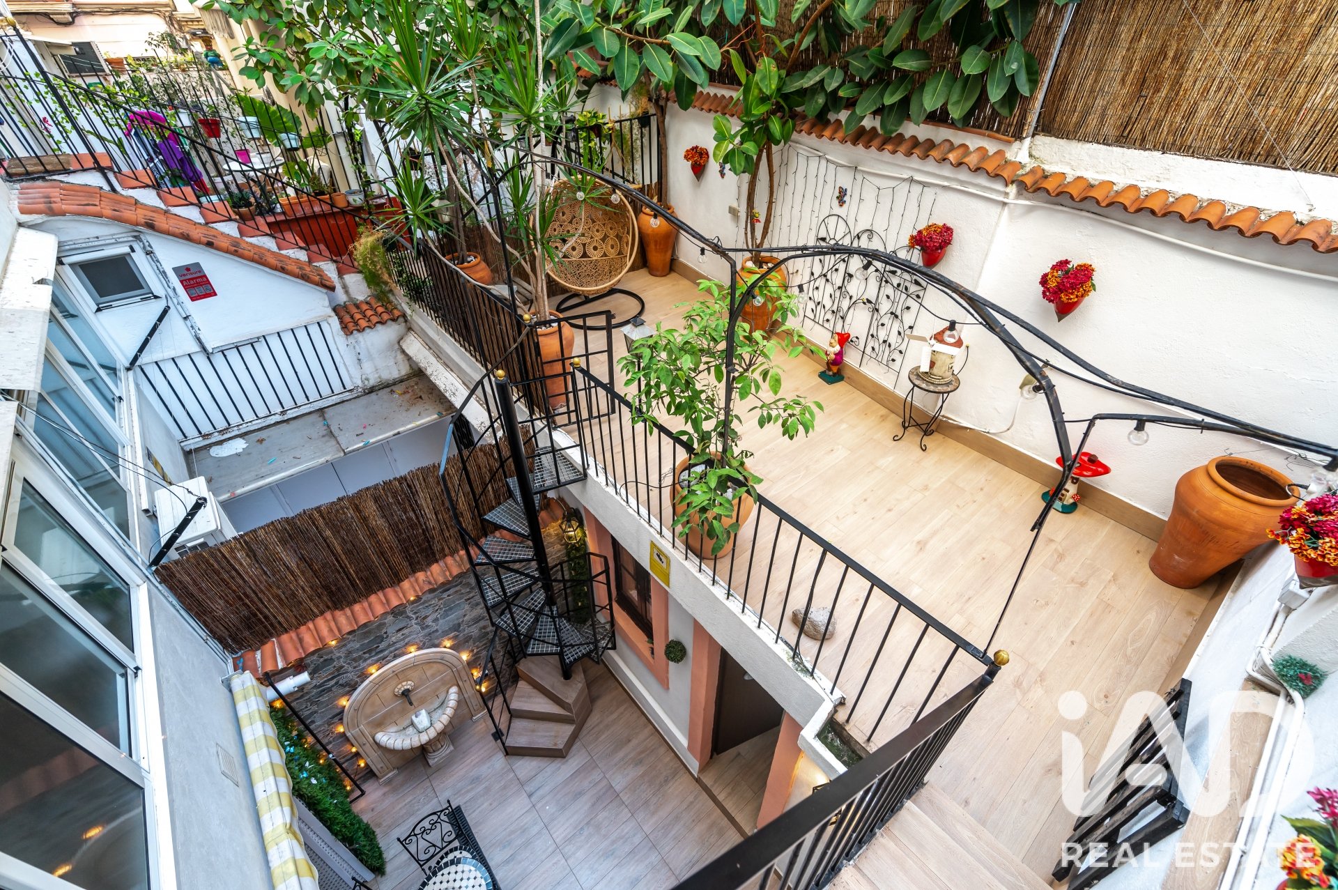 Duplex a Barcelona, Spagna 4 camere da letto, 195 mq. N° 195086