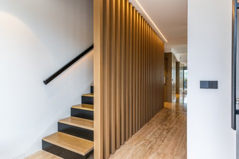 Casa in vendita Madrid, Spagna 7 camere da letto, 362 mq. N° 107668 - foto 11