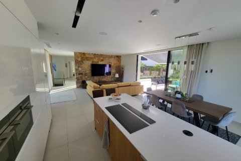 Villa for sale in Pinar De Campoverde, Alicante, Spain 4 bedrooms, 336 sq.m. No. 146015 - photo 3